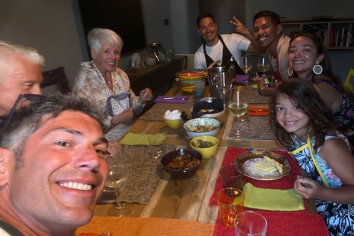 Aula de culinária em um antigo mosteiro de artistas no coração de Monopoli