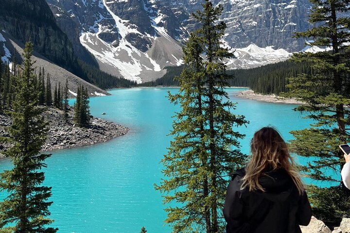 Restauranter i nærheten av Moraine Lake & Louise & Banff Day Tour
