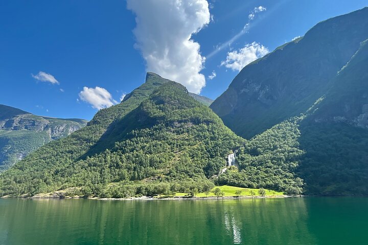 Visite guidée de Viking Village, croisière Nærøyfjorden & Flåm Railway