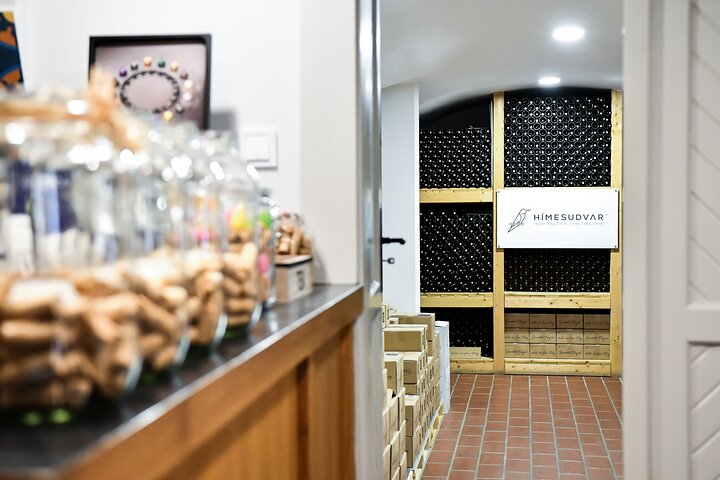 Tokaj Vineyard Tour Vinprovning og kjellerbesøk