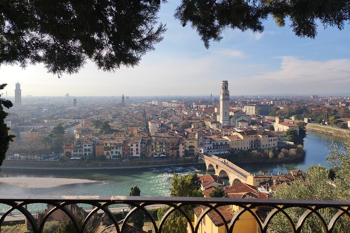 Verona: Tur med arena, kabelbil og valgfrie Juliet billetter
