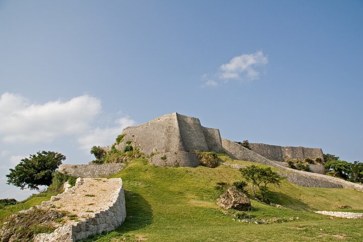 Okinawa : Katsuren Slot ruiner og museum guidet tur