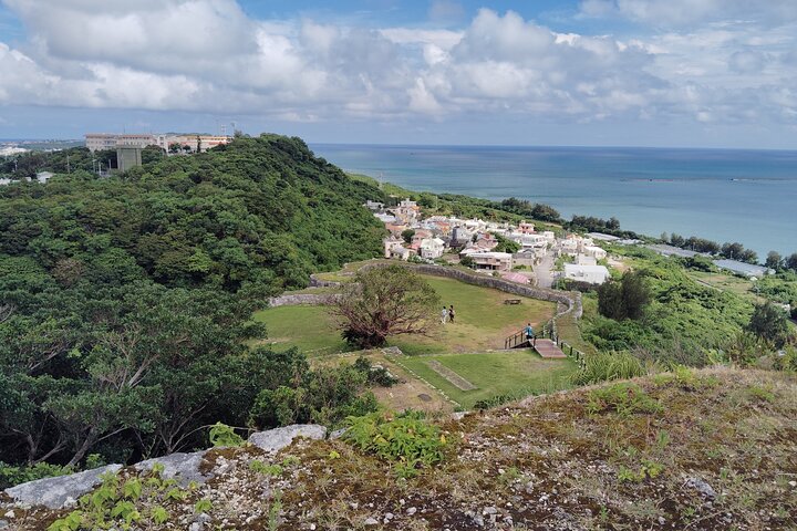Okinawa : Katsuren Slot ruiner og museum guidet tur