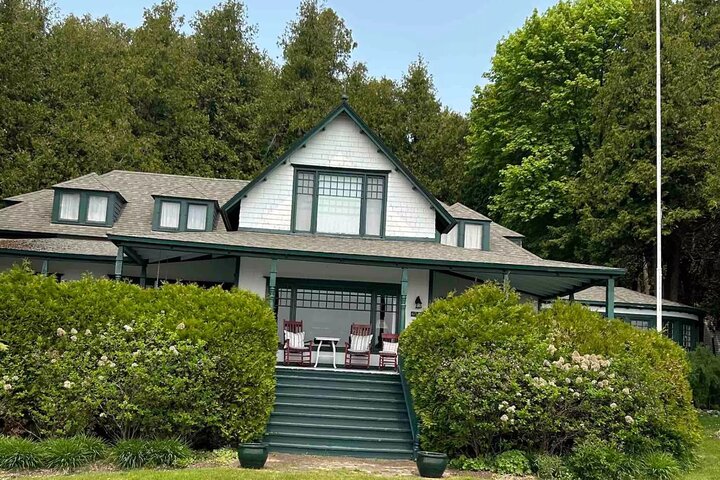 Elegant East Bluff : een zelfstandige Mackinac Island Tour