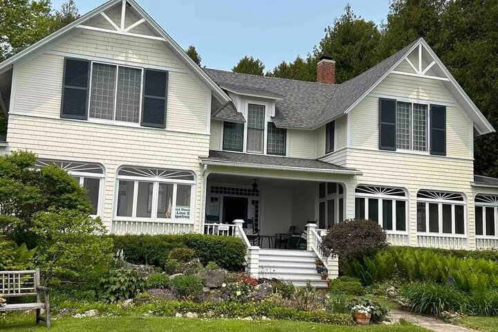 Elegant East Bluff : een zelfstandige Mackinac Island Tour