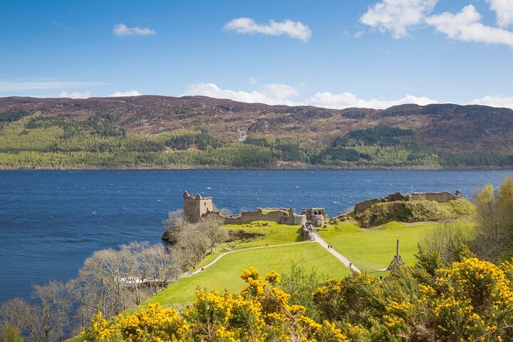 Loch Ness, Outlander & Urquhart Castle vanuit Inverness