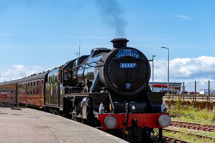Hogwarts Express och Scenic Highlands Day Tour från Inverness