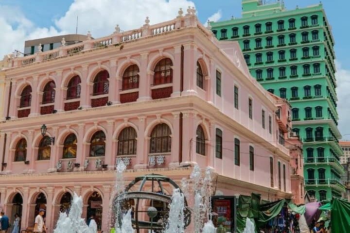 Tour privado de Macao con Toyota Hiace 8 PAX