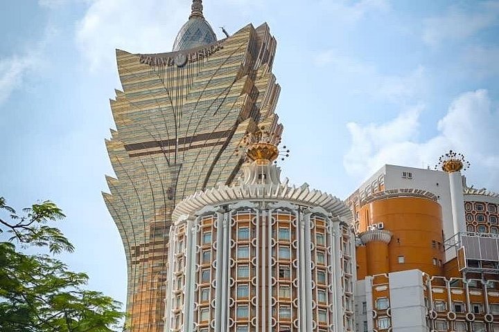 Tour privado de Macao con Toyota Hiace 8 PAX