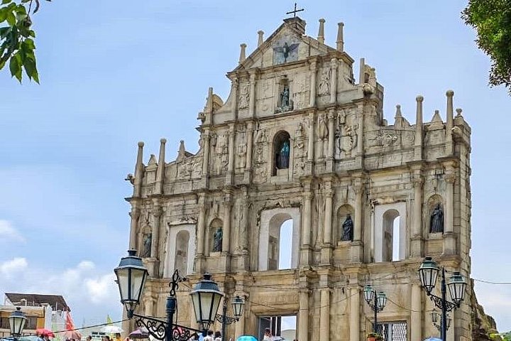 Tour privado de Macao con Toyota Hiace 8 PAX