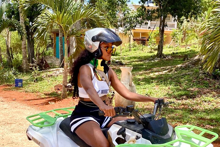 Tour en safari por la selva desde Montego Bay
