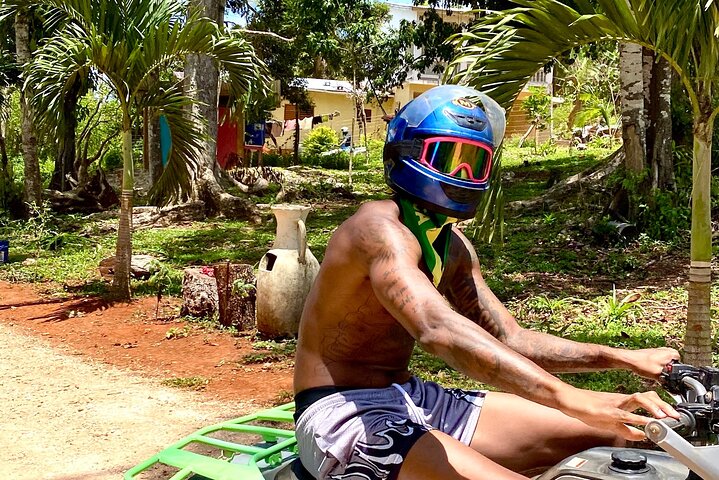 Tour en safari por la selva desde Montego Bay