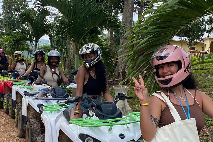 Tour en safari por la selva desde Montego Bay