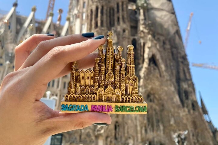 Melhores de Barcelona: Sagrada Família, Gaudi e Tour de Degustação de Doces