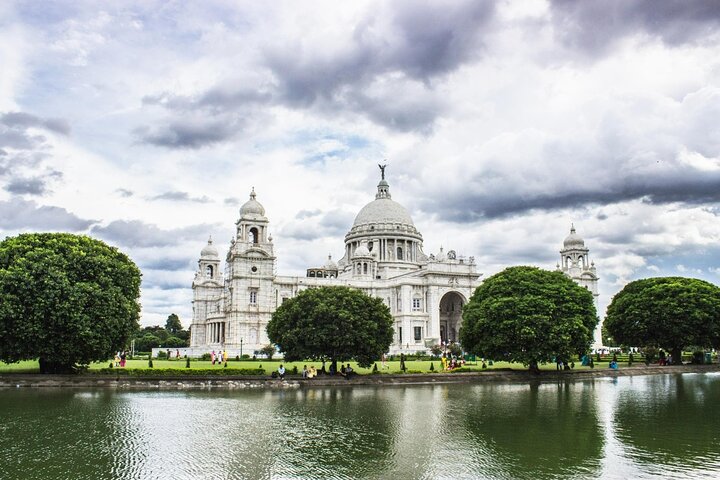 Calcutta à Bhubaneshwar via la réserve de tigres et la forêt de mangroves