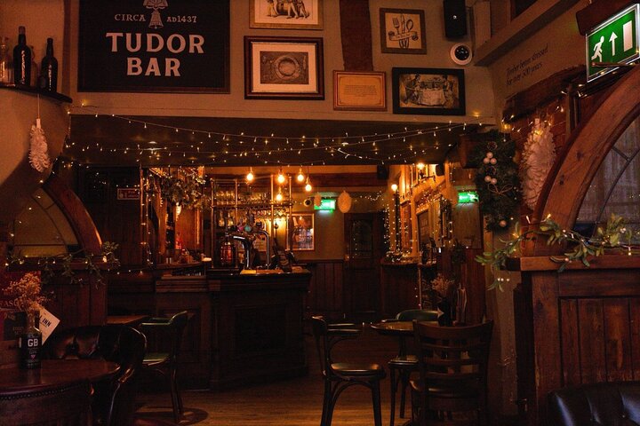 Private historische Pub-Tour in Nottingham mit kostenlosen Getränken
