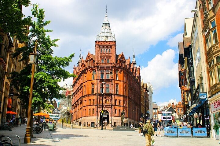 Private historische Pub-Tour in Nottingham mit kostenlosen Getränken