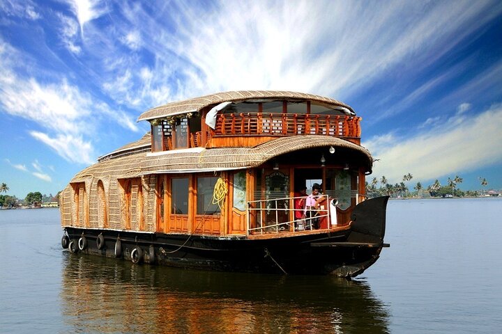 21 uur Woonboot Tour door Alleppeys Serene Canals & Local Life