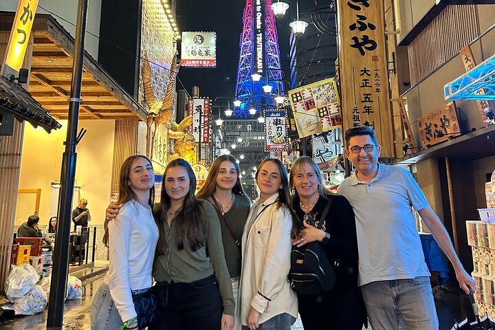 Osaka Street Food Tour: 18 Gerichte & 3 Getränke in 4 Lokalen