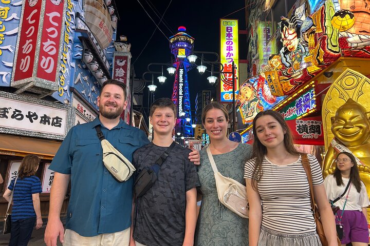 Osaka Street Food Tour: 18 Gerichte & 3 Getränke in 4 Lokalen