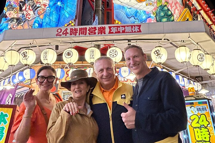 Osaka Street Food Tour: 18 Gerichte & 3 Getränke in 4 Lokalen