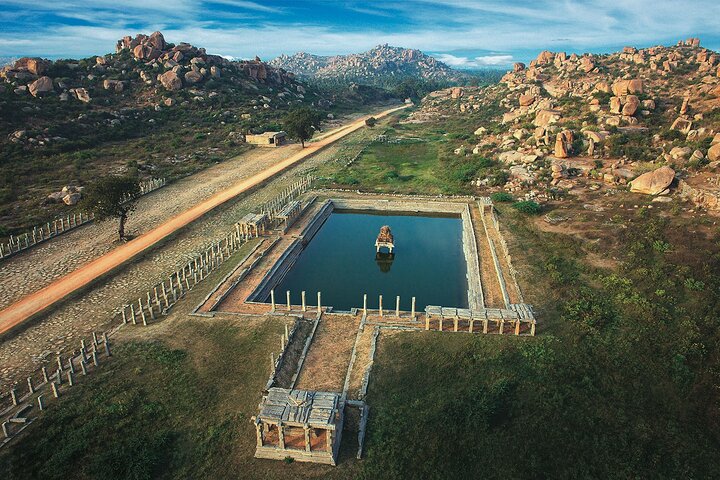 Hampi Heritage Hues: Upptäck Majesty of Vijayanagara Empire