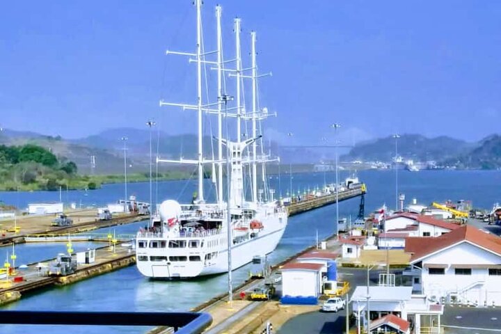 Private City Tour + CANAL + Old Town + Amador + 360° VIEWS