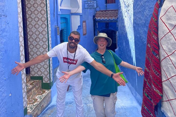 Heldags guidad tur från Rabat till Chefchaouen ikoniska blå staden