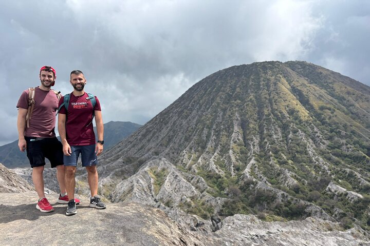 1-dagers Bromo privat dagstur med Madakaripura-fossen