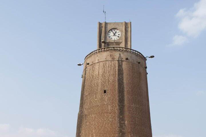 Rijden door architectonische wonderen: Hyderabad naar Vadodara