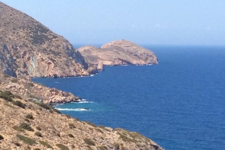 Wanderung zur Kapelle Saint Stefanos und zum Strand Galissas