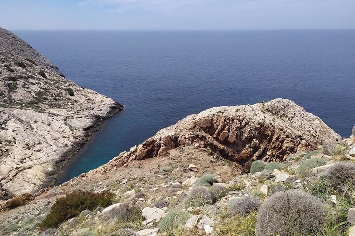 Wanderung zur Kapelle Saint Stefanos und zum Strand Galissas