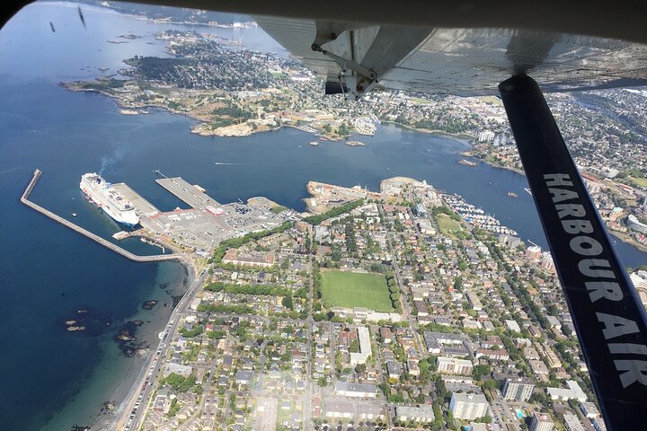 Hotell i nærheten av Victoria Panorama Scenic Seaplane Tour