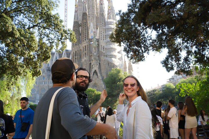 Melhores de Barcelona: Sagrada Família, Gaudi e Tour de Degustação de Doces