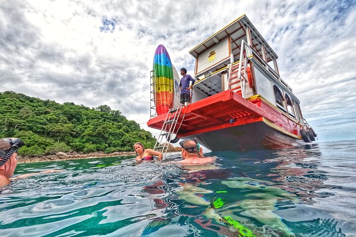 Ko Tao: Vintage båd - lille gruppe snorkling dagstur med måltider