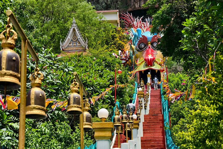 Kanchanaburi Tour Templo das Cataratas Erawan e Árvore de Chuva Gigante