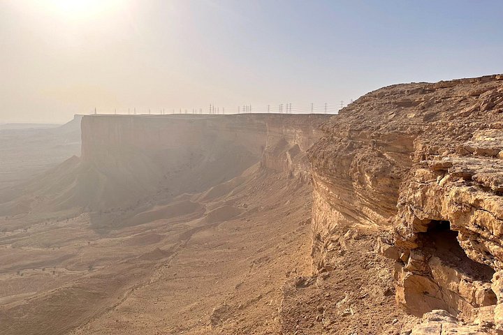 Kort 3 - Hour Second Edge of the World Tour: Darb Al-Manjour Trail
