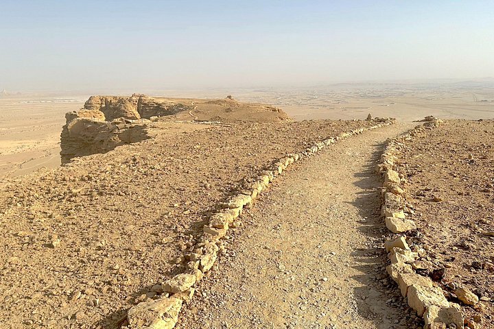 Kort 3 - Hour Second Edge of the World Tour: Darb Al-Manjour Trail
