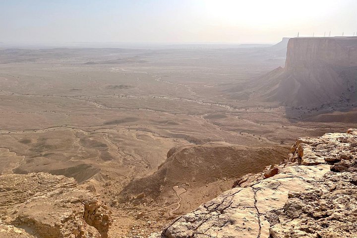 Kort 3 - Hour Second Edge of the World Tour: Darb Al-Manjour Trail
