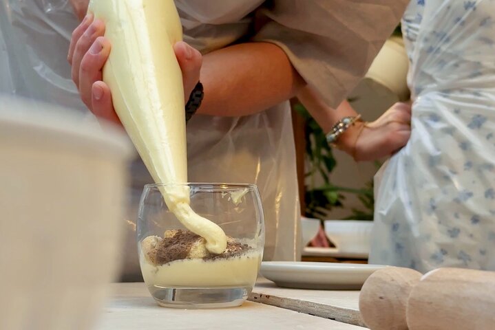 Siena: Pasta en Tiramisu Kleine Groep Kookles met Wijn