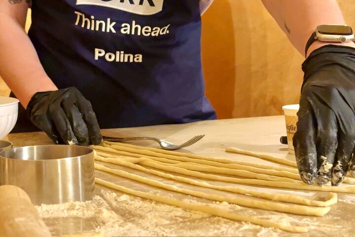 Siena: Pasta en Tiramisu Kleine Groep Kookles met Wijn