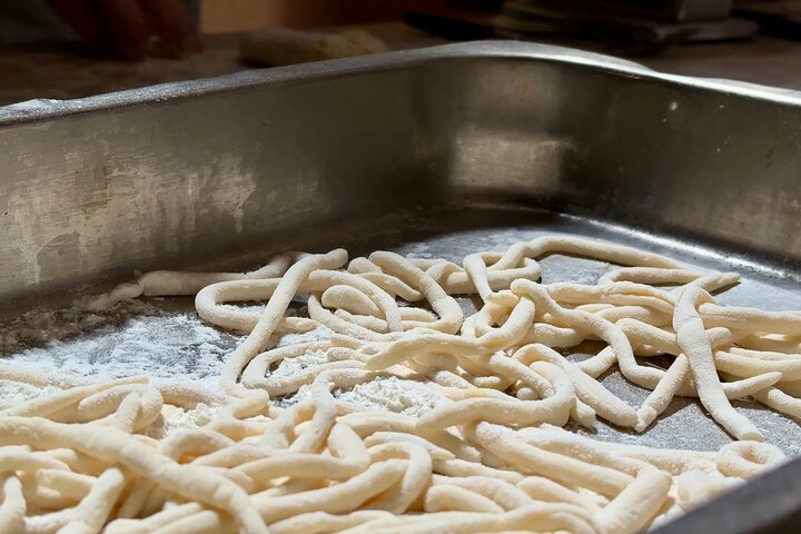 Siena: Pasta en Tiramisu Kleine Groep Kookles met Wijn