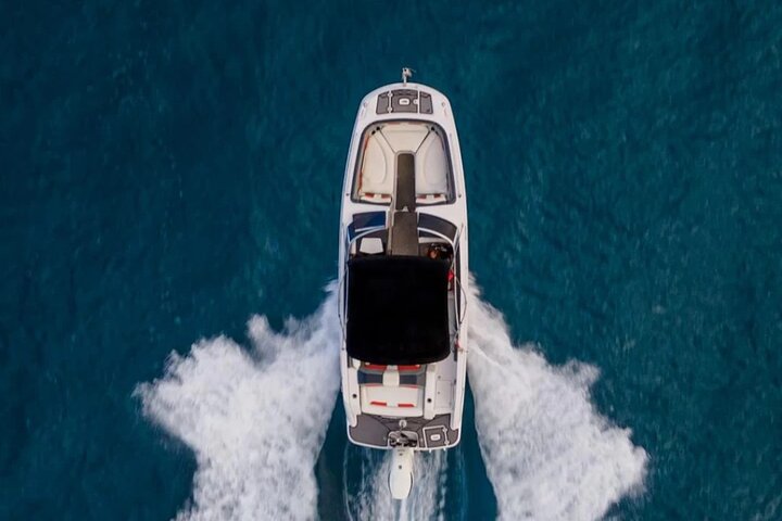 Tour privato in barca Antibes & Billionaire bay - Rilassati, nuota e fai snorkeling