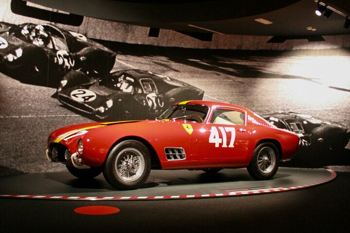Maranello-oplevelse på Ferrari-museet og prøvekørsel i en Ferrari