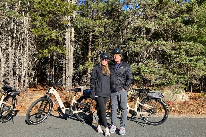 Alquiler de bicicletas eléctricas especializadas Premium del Parque Nacional de Acadia