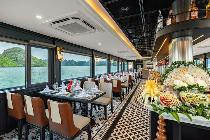 Cruzeiro Premium Cosy Bay – Luxo em Halong Bay 1 Dia - ALMOÇO BUFFET