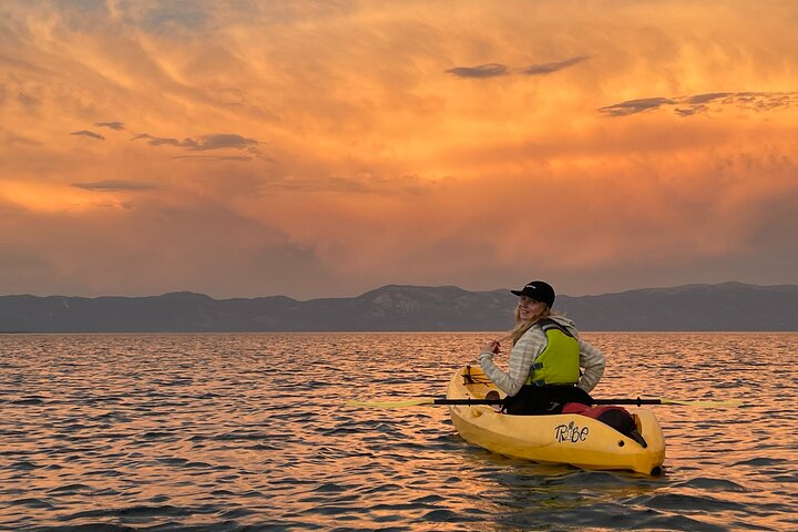 Sonnenuntergang Kajaktour in Tahoe City
