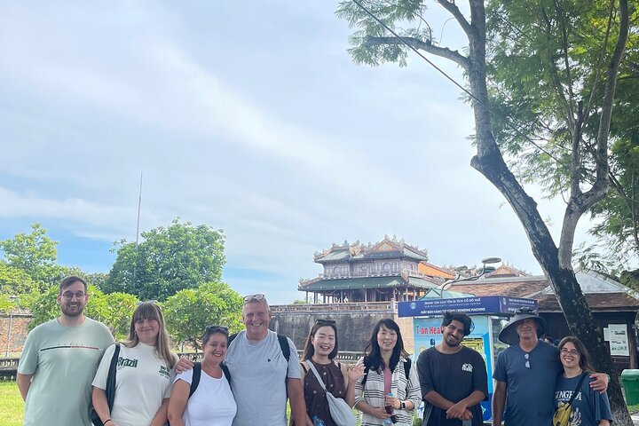 Hue city Deluxe Groepsreis (Dagelijkse Tour-12 pax max)