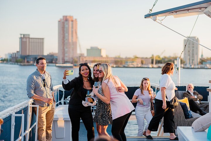 City Cruises Norfolk : Crucero por el almuerzo