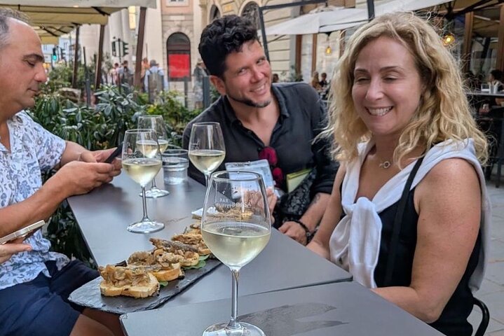 Trieste: Tour gastronómico único con sabores y degustaciones locales